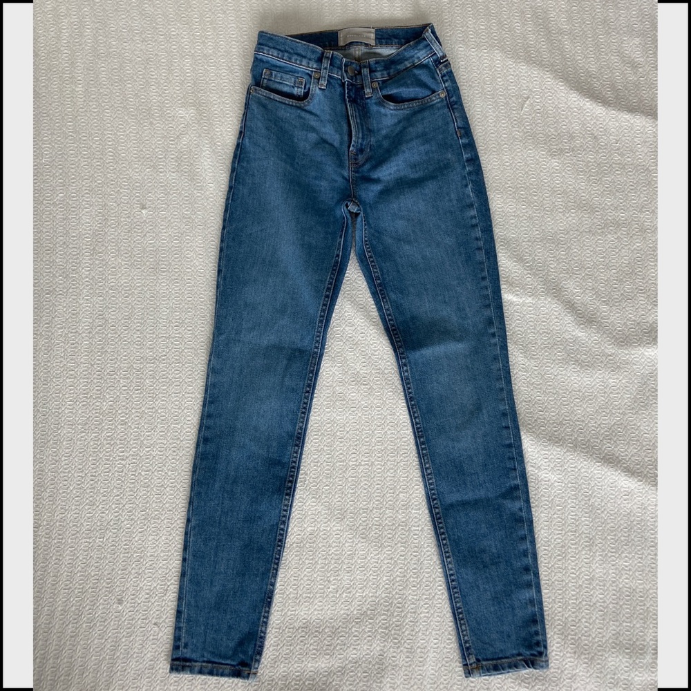 Everlane High Rise Mid Blue High waisted jeans 24